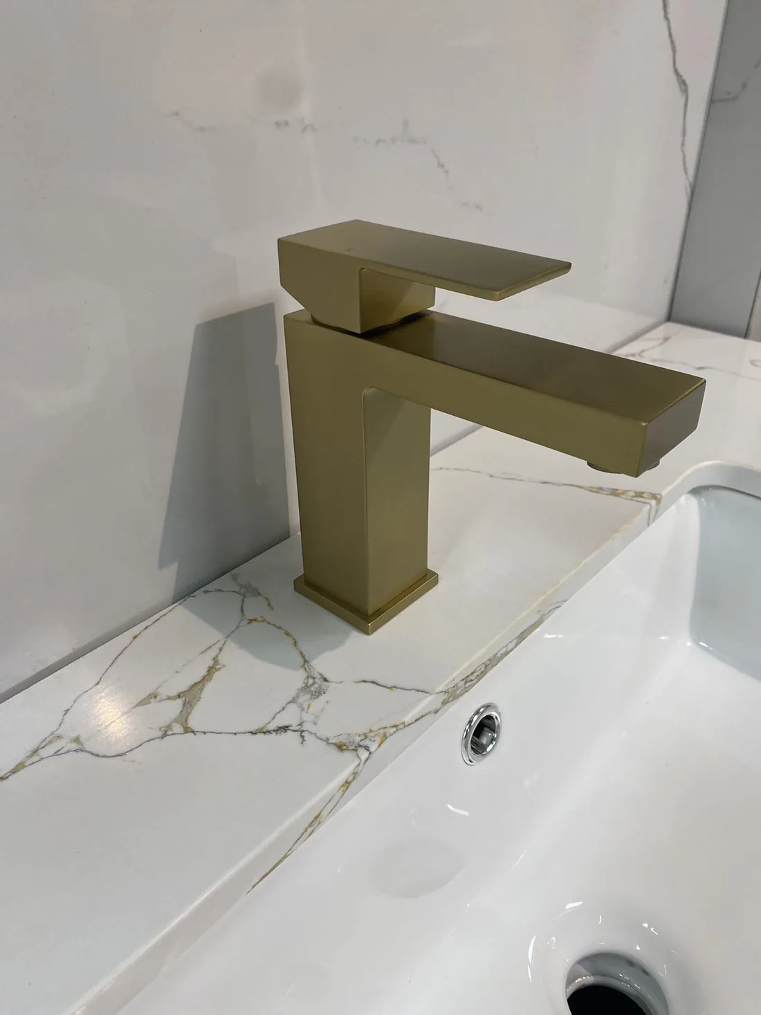 #02211 Faucet