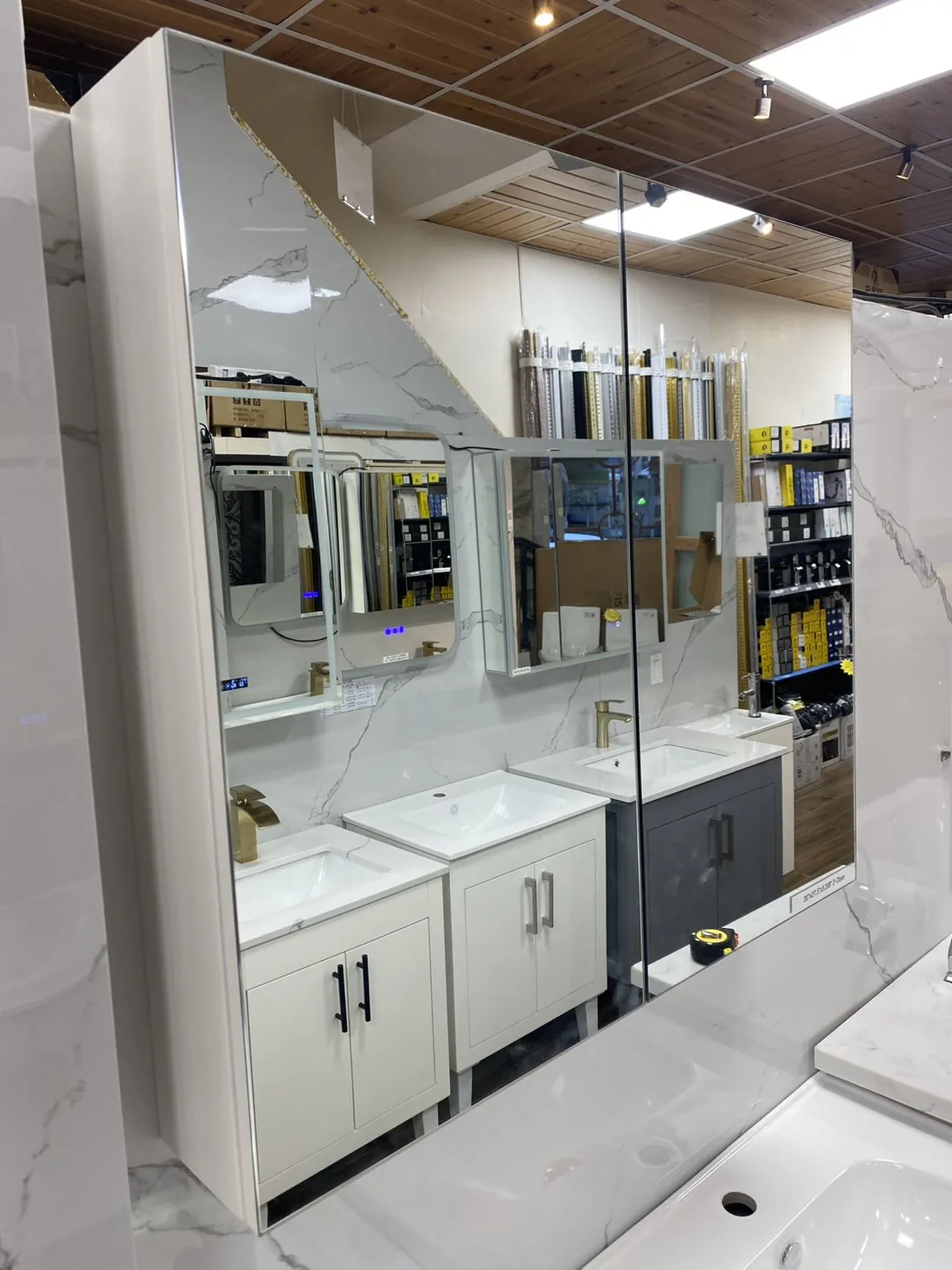 MC Medicine cabinet